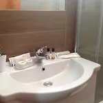 Casa Antonella 公寓 *